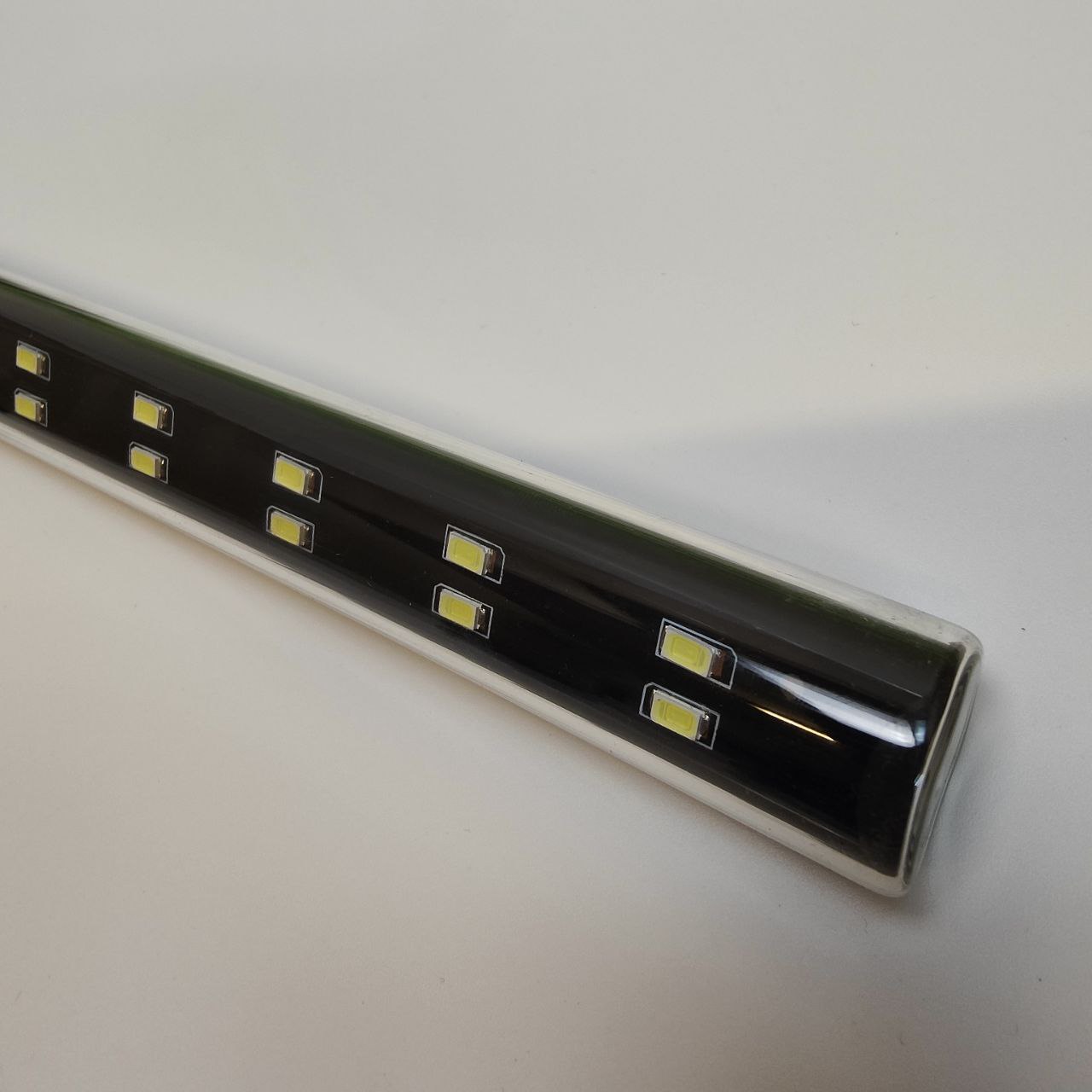 AquarLine 46cm LED Aquarium Light - Bright White, IP67, with Mounting Clips