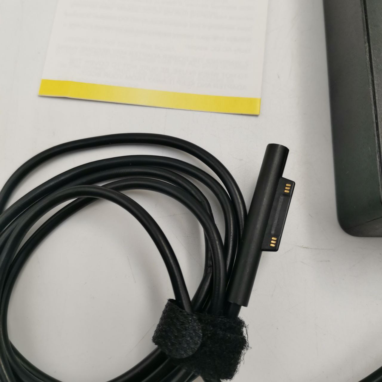 Charger for Microsoft Surface, AC Adapter 15V 2.58A DHM1800