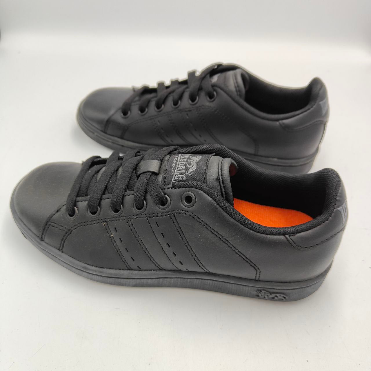 LonsdaleKids Leather Trainers Leyton Junior Shoes UK EU 36