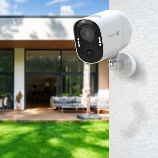 4K Wireless Security Camera Night Vision 32GB MicroSD Swann Xtreem4K Outdoor Cam
