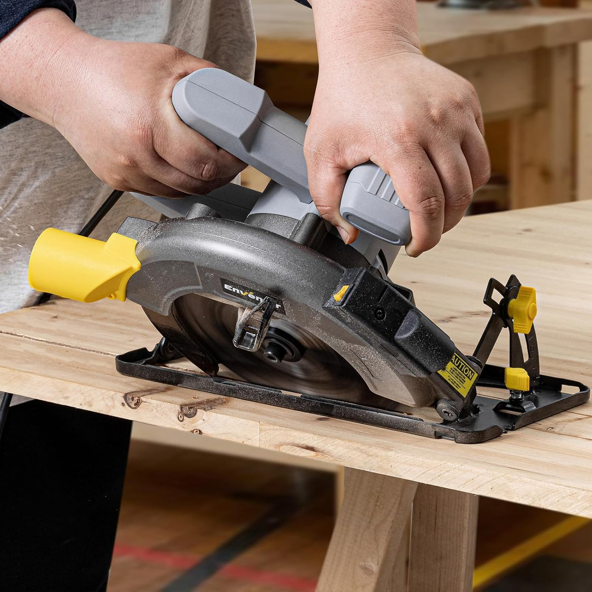 Circular Saw 1400W 185mm 6000RPM Laser Guide 24T Blade Electric Enventor Wood