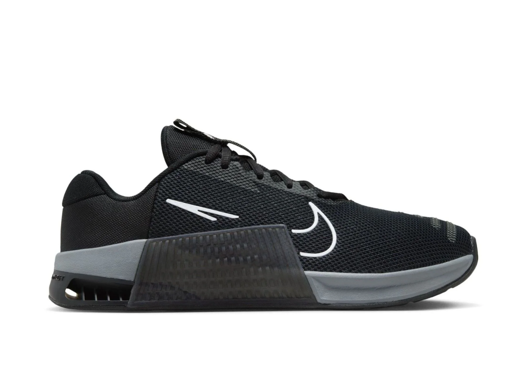 Nike Metcon 9 Gym Trainers, Cushioned Midsole, Sneakers UK 8.5 / EU 43- Massive Discounts