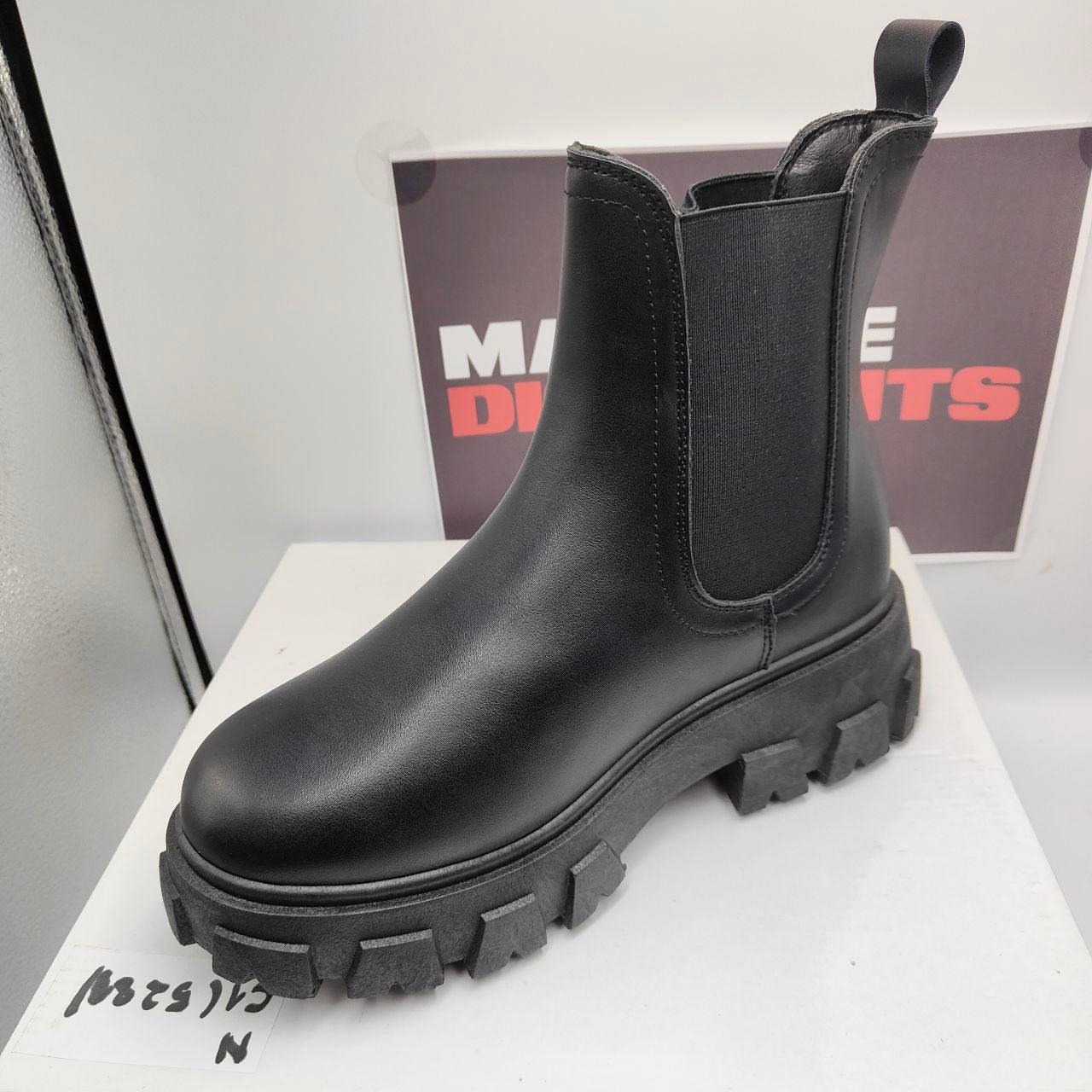 Black Boots for Womens Chunky Design Mertle - Massive Discounts