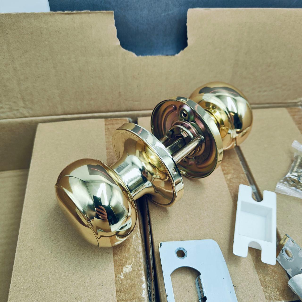 Probrico 4 Pack Polished Brass Passage Door Knobs - Gold Round