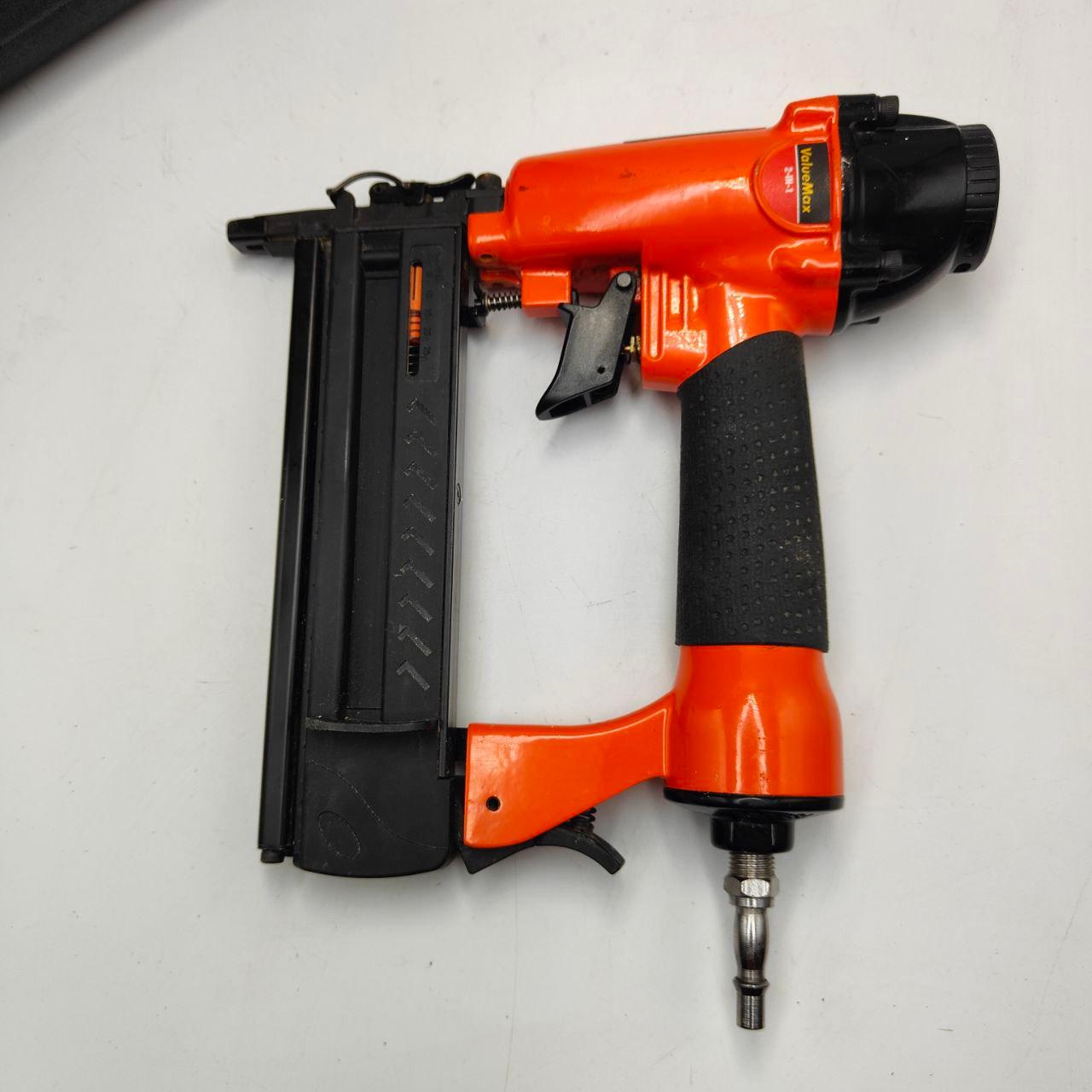 ValueMax 2-in-1 Air Nail Gun - 18GA Nails & Staples, Pneumatic Brad Nailer