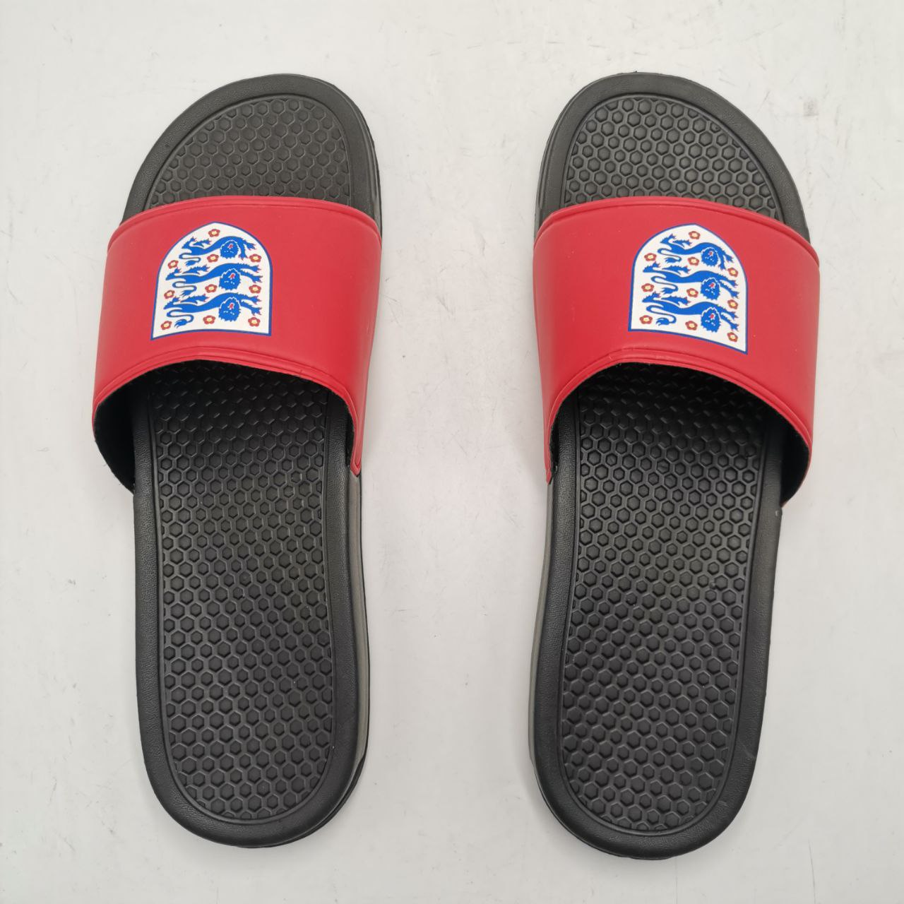 FOCO England FA Football World Cup Sliders Extra Large XL, UK 13-14