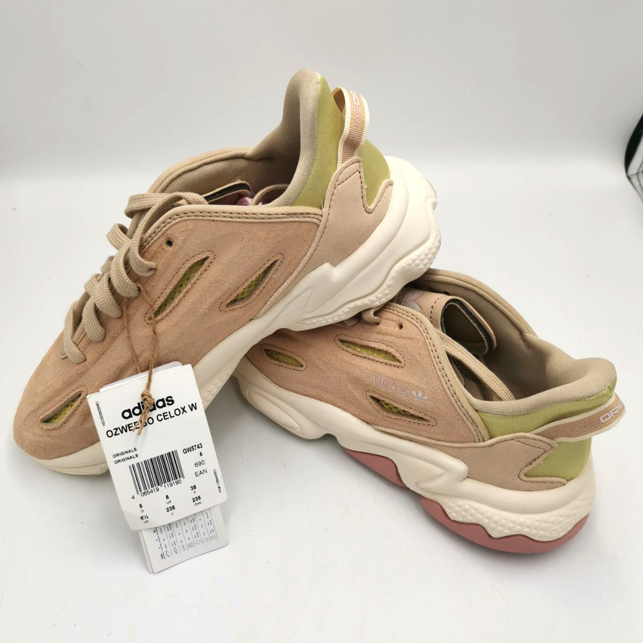 Adidas Originals Women's Ozweego Celox W, Light Brown  - Size UK 5 / EU 38