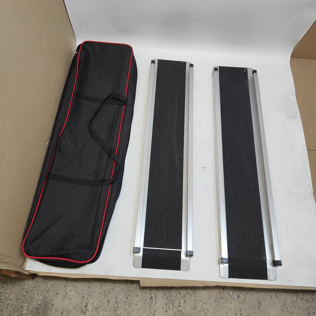 Telescopic Wheelchair Ramps Gardhom 2PCS 5FT 272KG Capacity