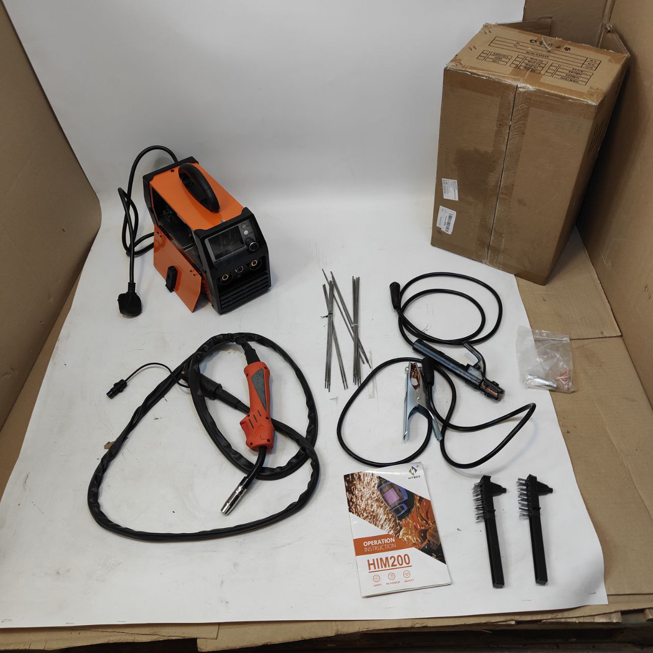 HITBOX 140A 4-in-1 Portable MIG Welder Gasless, TIG, ARC, Spool Gun Digital LED