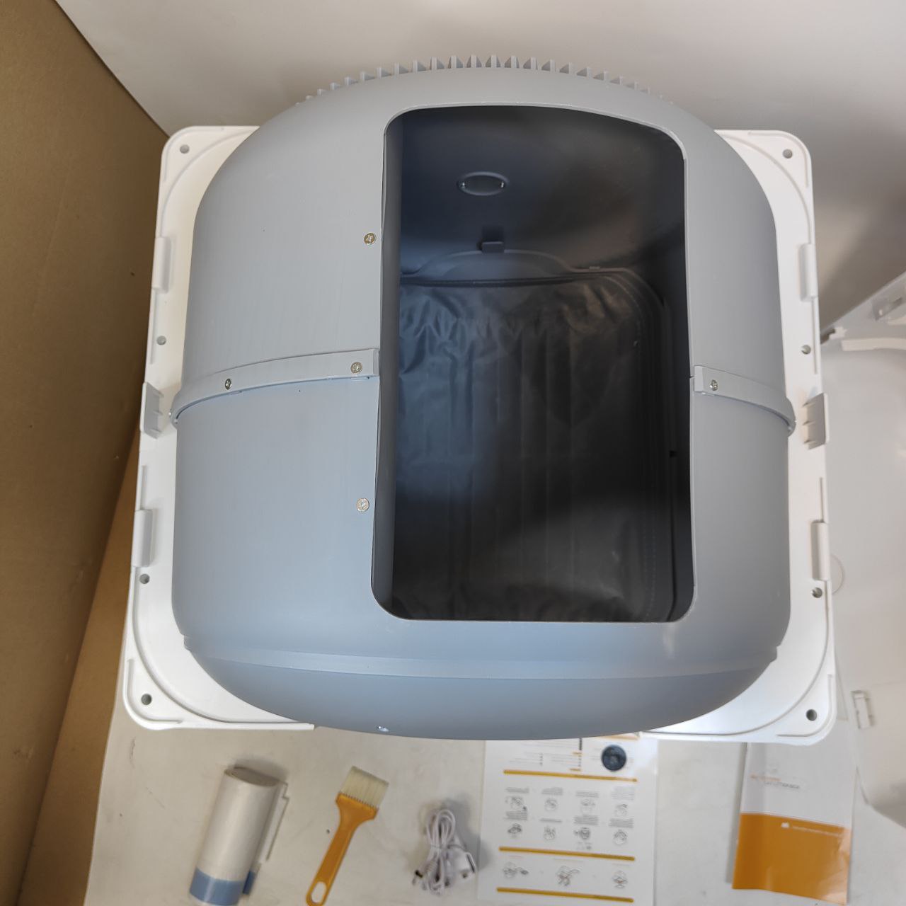 Self-Cleaning Cat Litter Box 76L with App Control & Odor Protection – Multi-Cat