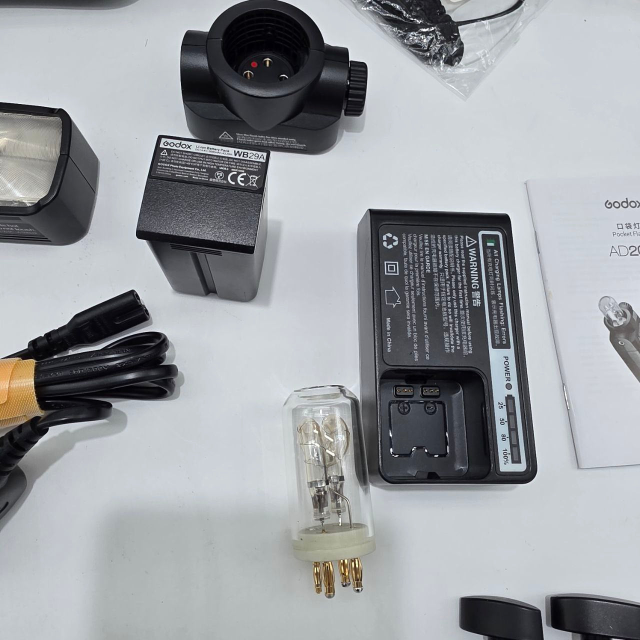 Godox AD200Pro Pocket Flash 2.4G TTL Speedlite Strobe 200Ws HSS Lithium Battery