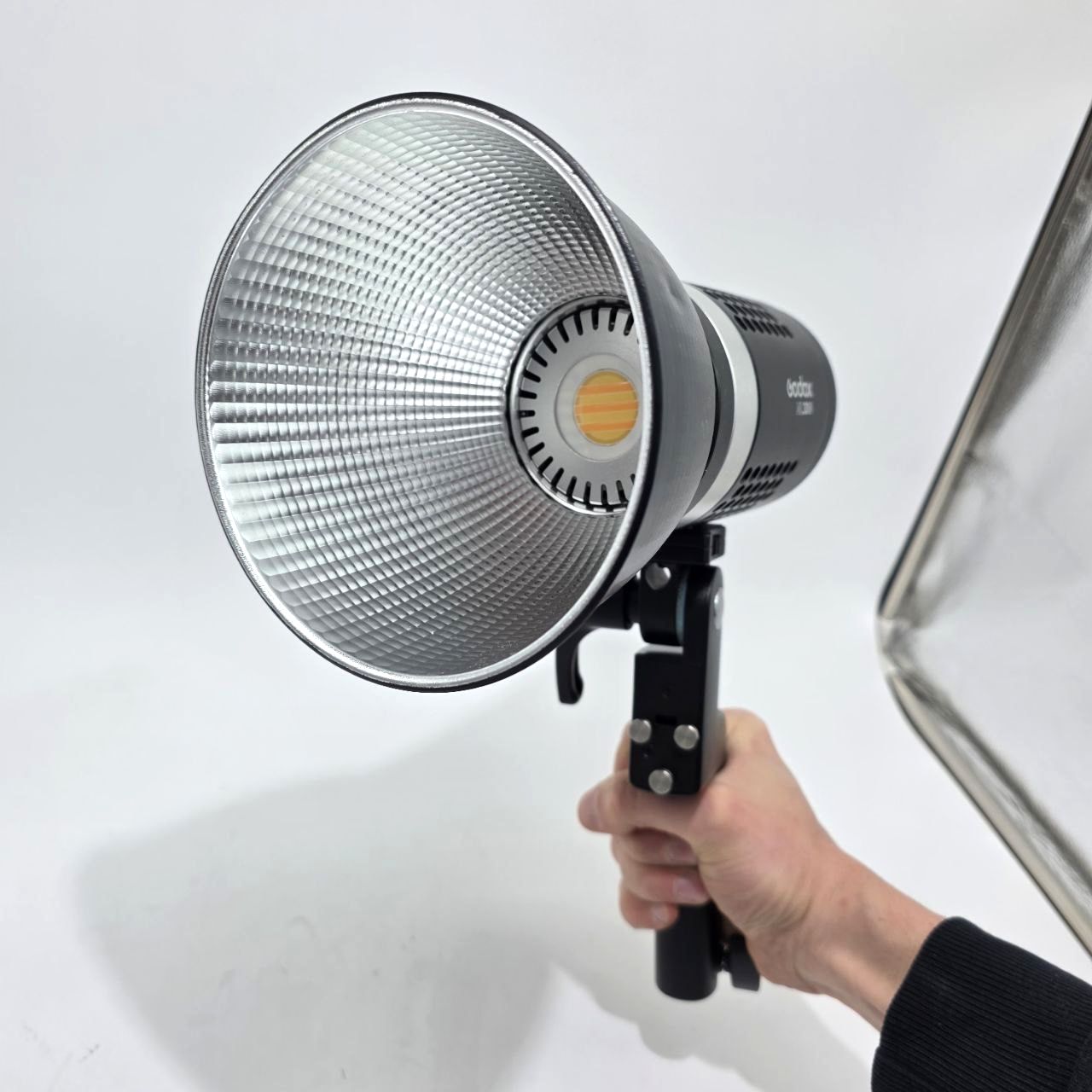 Godox ML30Bi 40W Bi-Color LED Video Light 2800-6500K FX Effects APP & Silent Mode