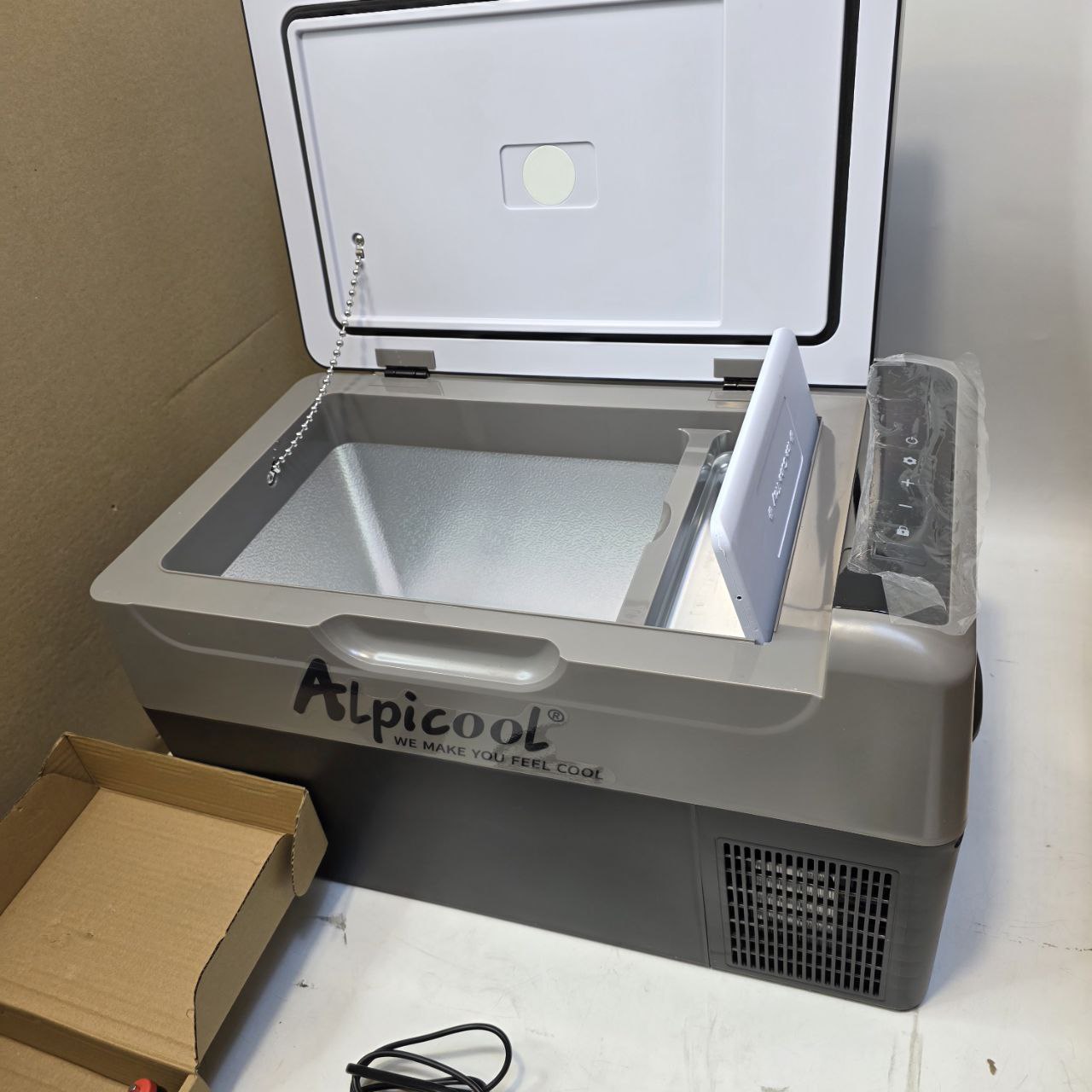 Alpicool G22 22L Car Fridge Freezer 12V, Mini Compressor Cooler -20℃ to 20℃