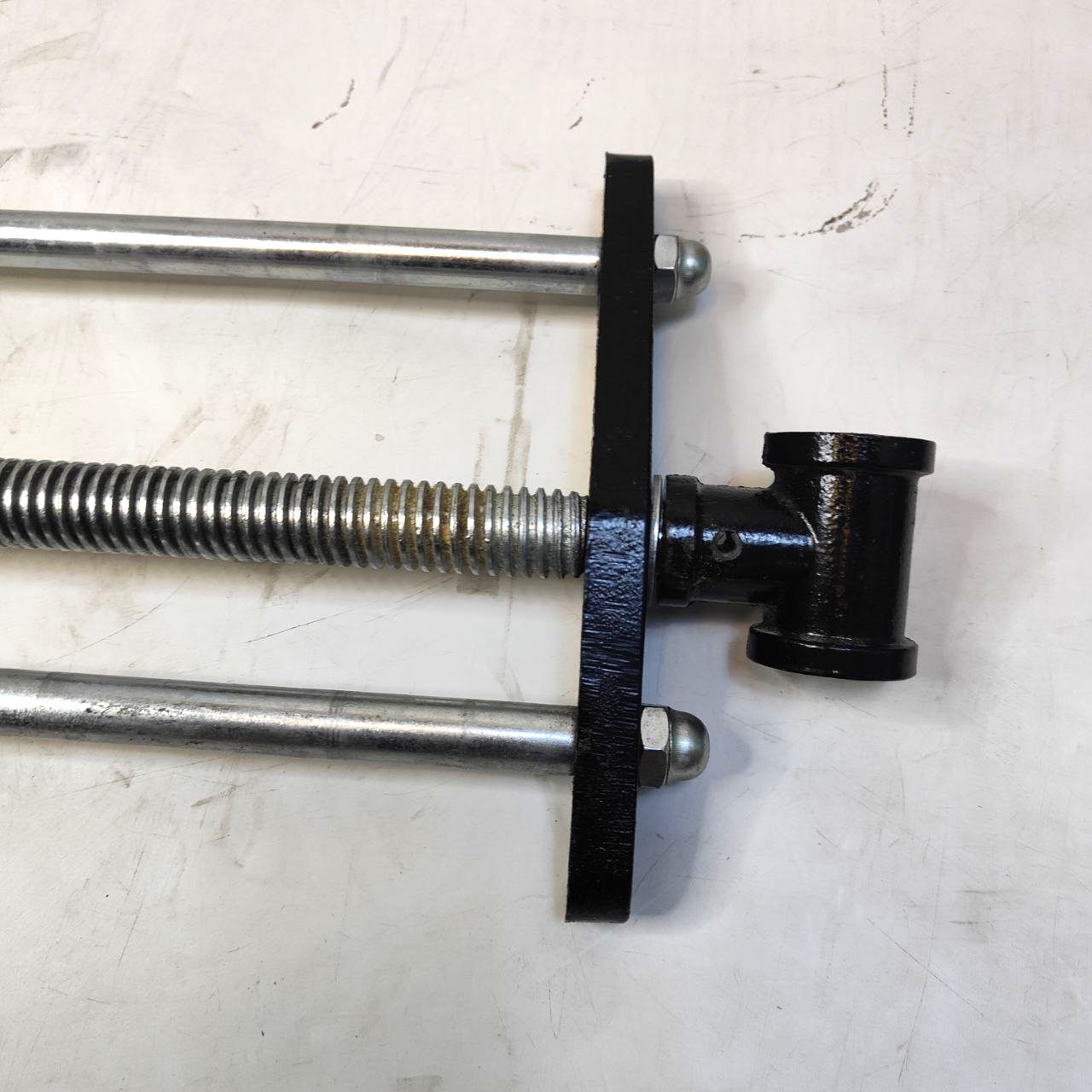 10.5" Heavy Duty Steel Front Vise – Workbench Clamp for Woodworking & Welding