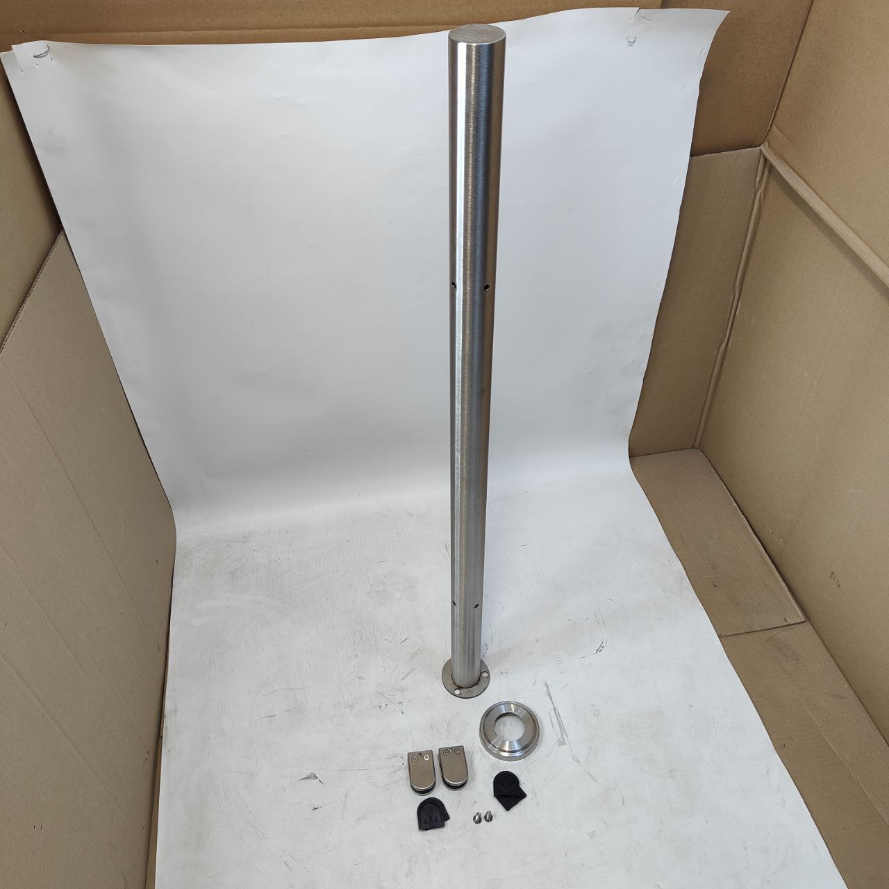 110cm Stainless Steel Balustrade Corner Post aleawol