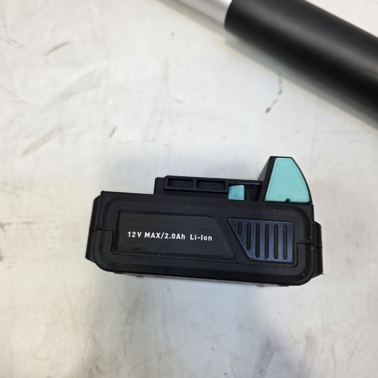 Cordless Telescopic Pole Hedge Trimmer 256cm 2.0Ah Battery Bluemars (No charger)