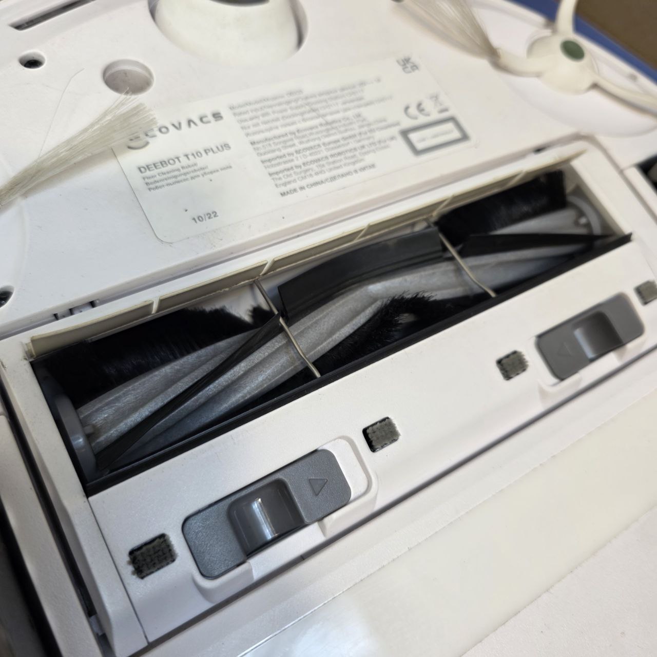 ECOVACS DEEBOT T10 PLUS Robot Vacuum Cleaner Auto-Empty Station 3000 Pa