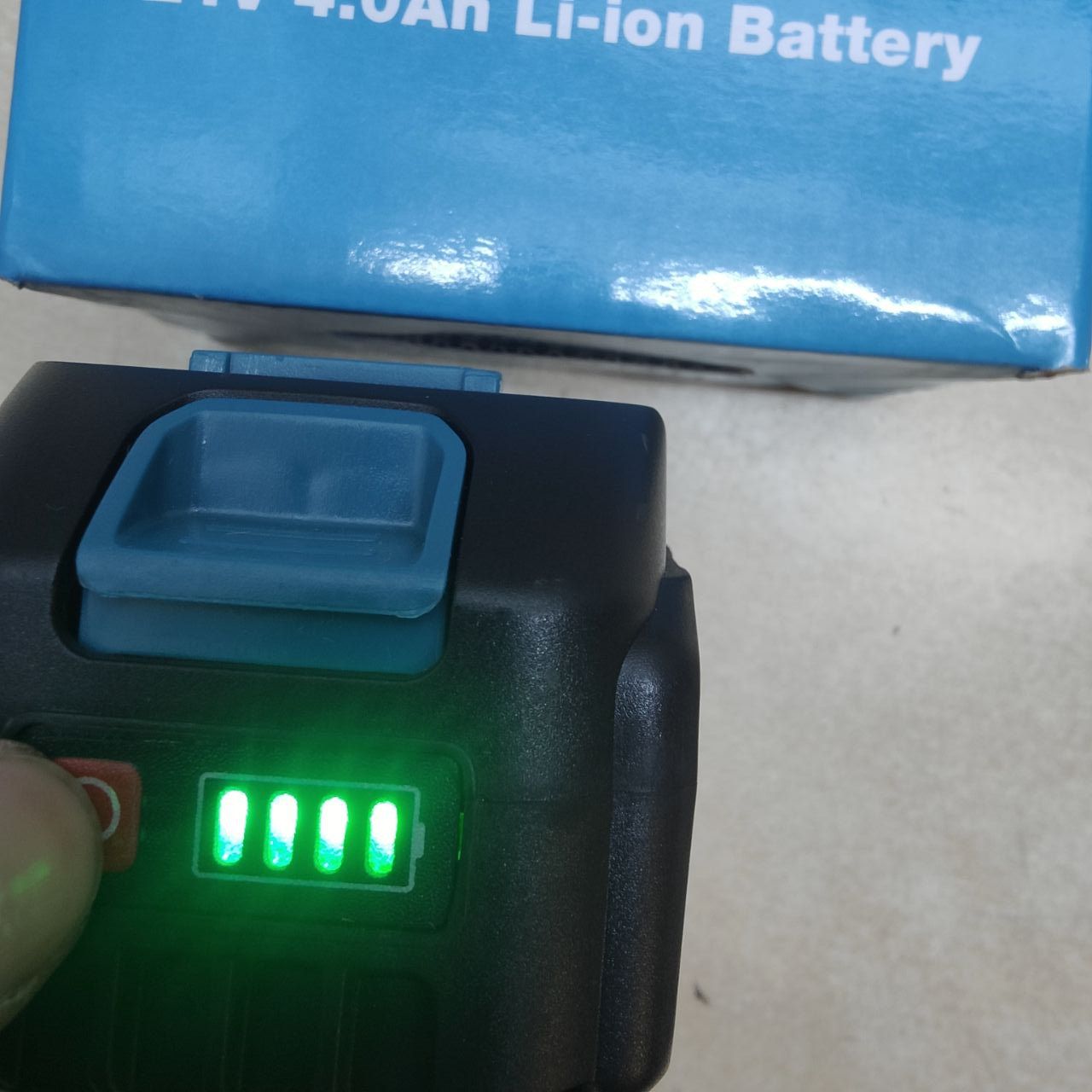21V Li-ion Battery - Compatible with Makita LXT Tools