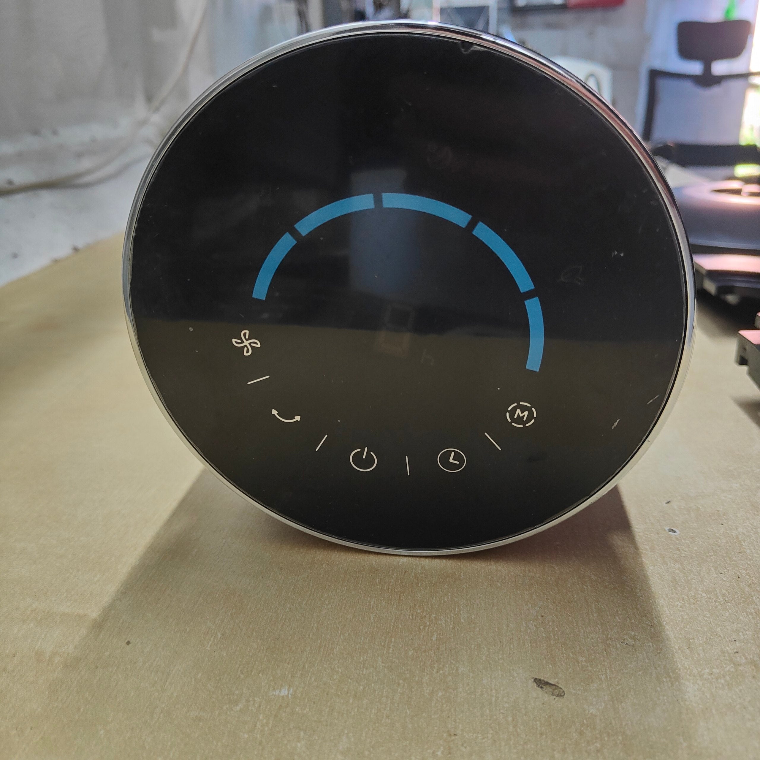 42 Inch Tower Fan Quiet Bladeless Oscillating 5 Speeds PELONIS
