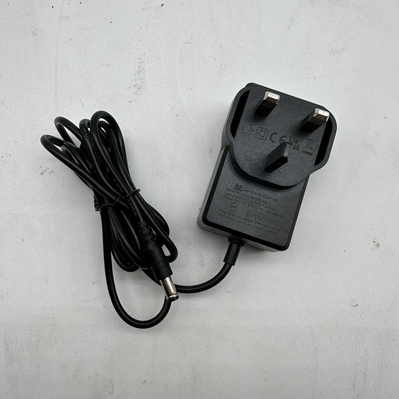 9V 2.5A 22.5W AC DC Power Adapter UK Plug 5.5x2.1mm Centre Positive