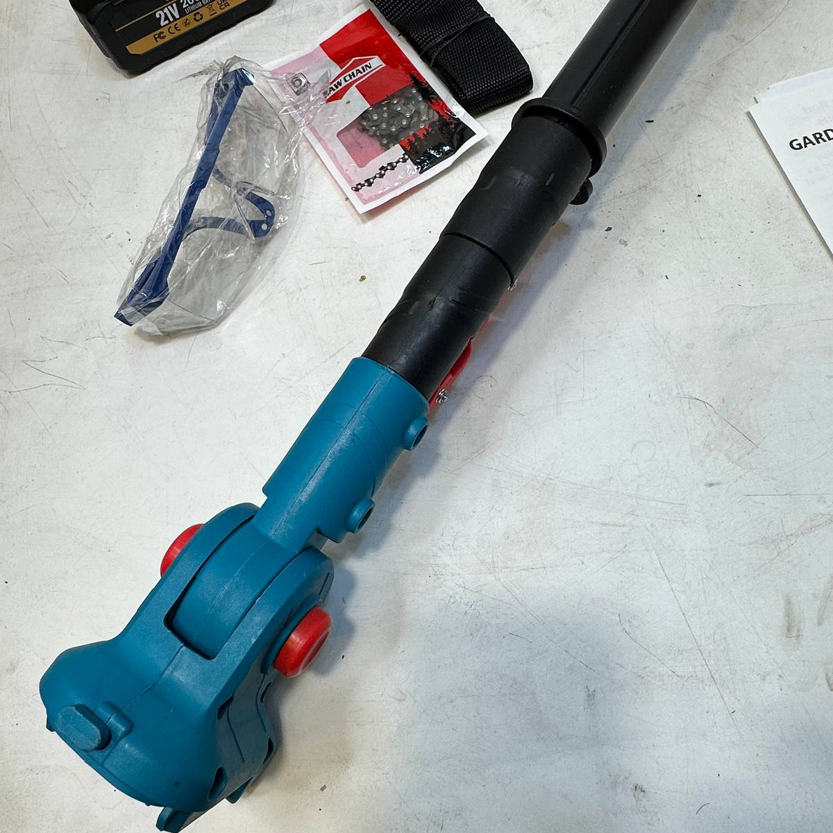 Cordless Pole Saw 6 Inch 21V 2 Batteries Extension Pole Tree Pruner