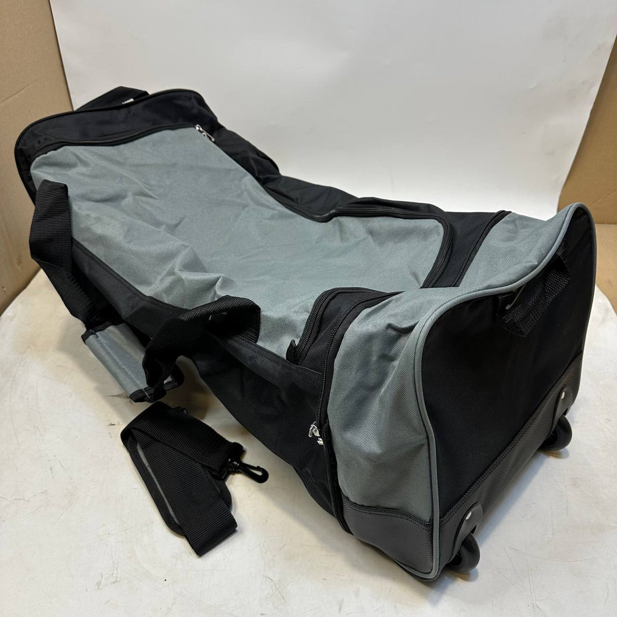 Large Foldable Suitcase Wheeled Holdall Travel Bag with Wheels Lightweight iN Bag