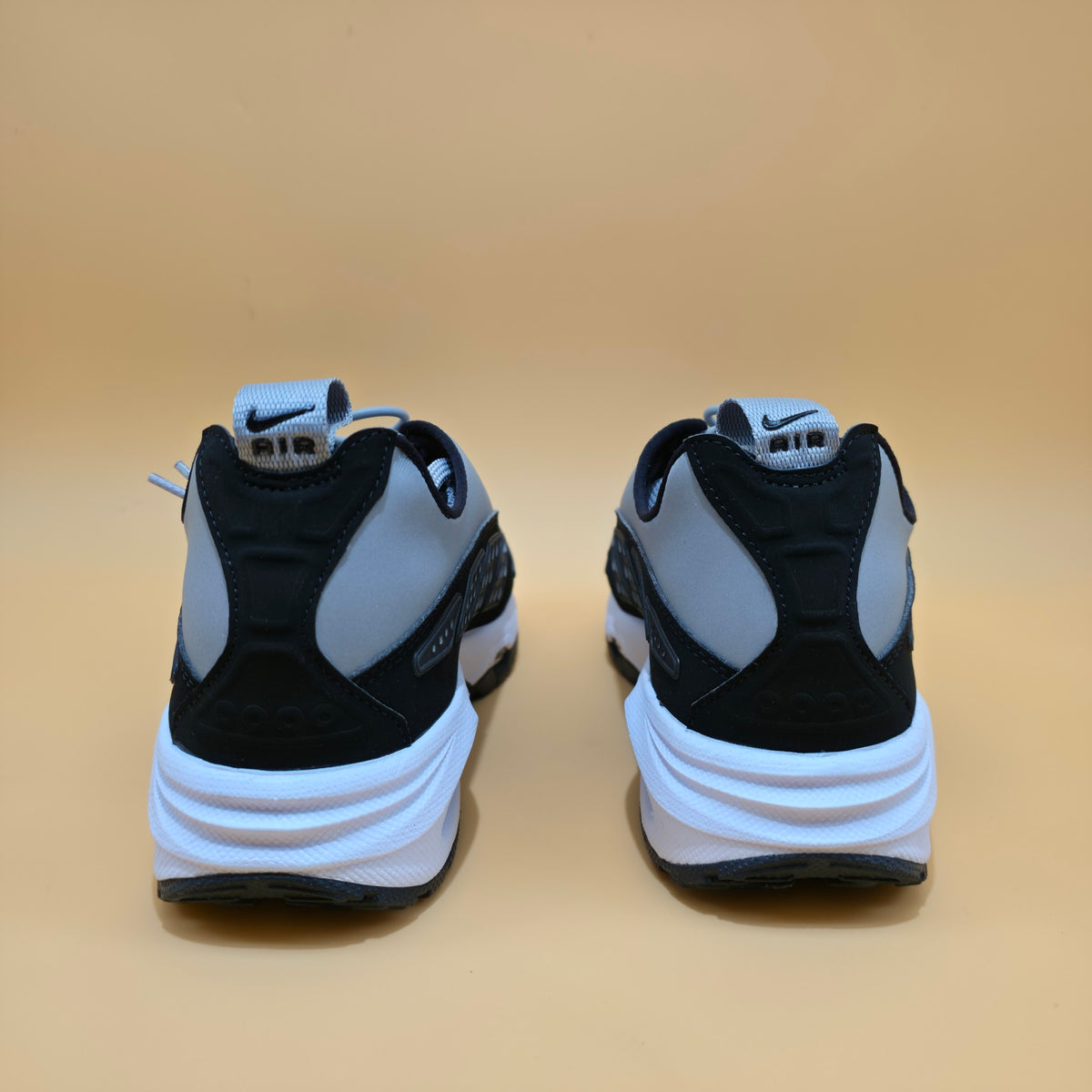 Nike Air Max SNDR Women's Trainers Black White Anthracite UK Size 3