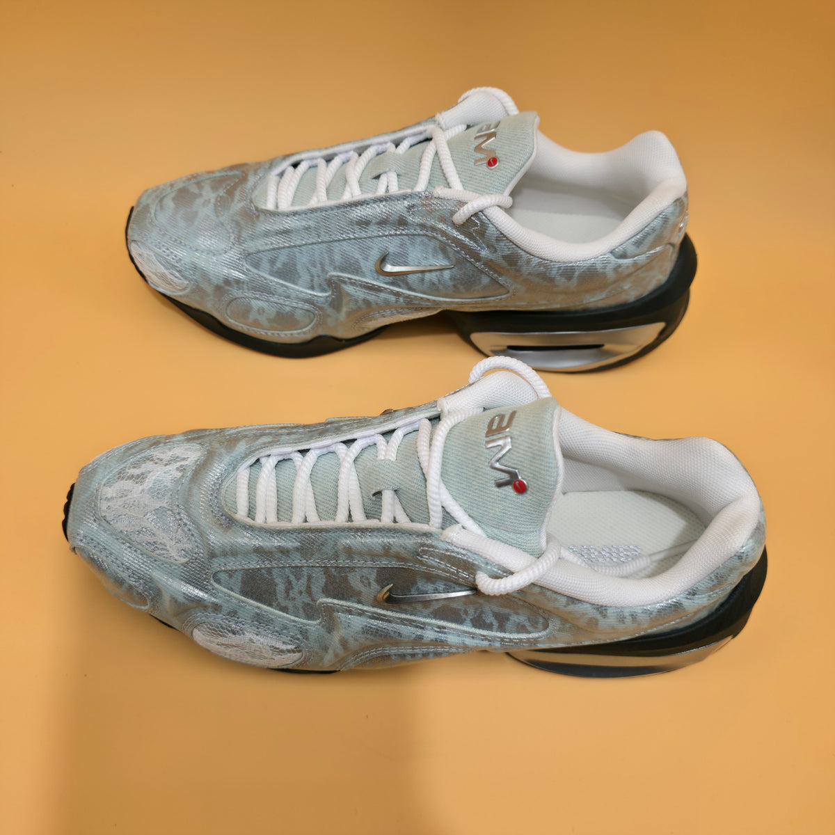 Nike Air Max Muse Women’s Trainers White Black Metallic Silver IR8303-100