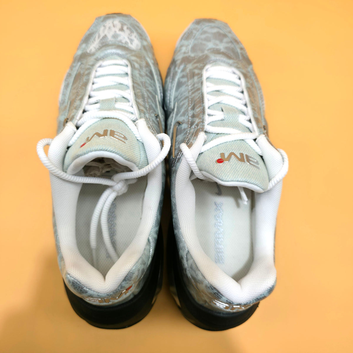 Nike Air Max Muse Women’s Trainers White Black Metallic Silver IR8303-100