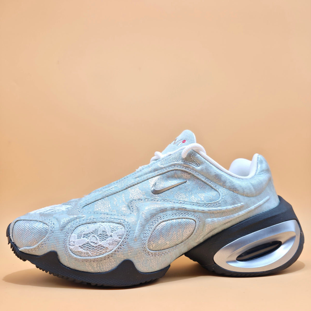 Nike Air Max Muse Women’s Trainers White Black Metallic Silver IR8303-100