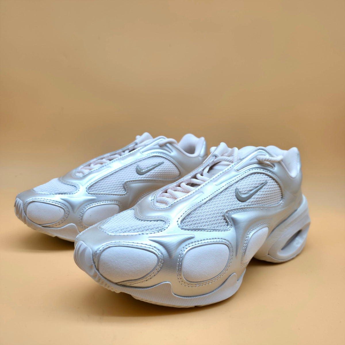 Nike Air Max Muse Women’s Trainers Chalk Metallic Silver FV1920-101