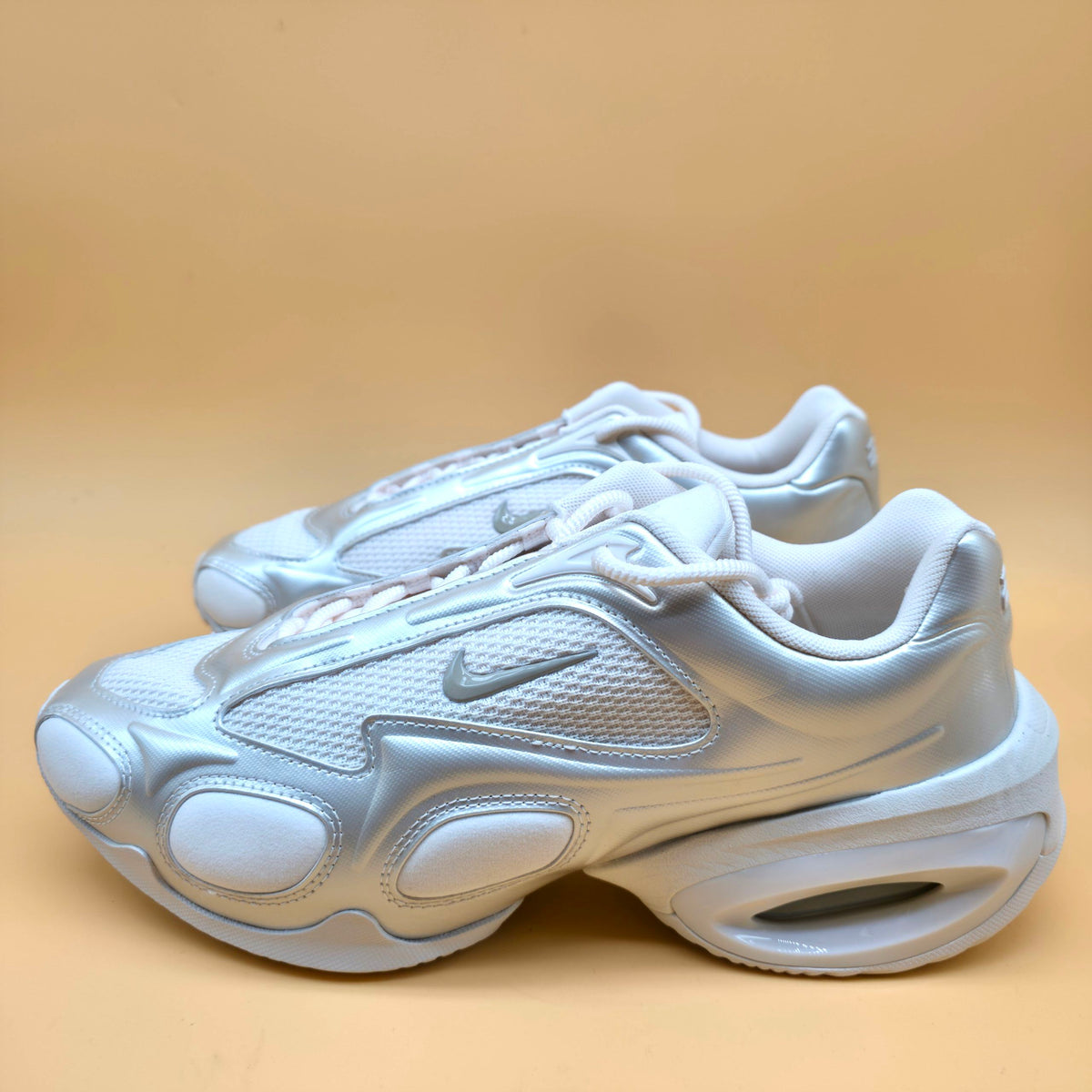 Nike Air Max Muse Women’s Trainers Chalk Metallic Silver FV1920-101