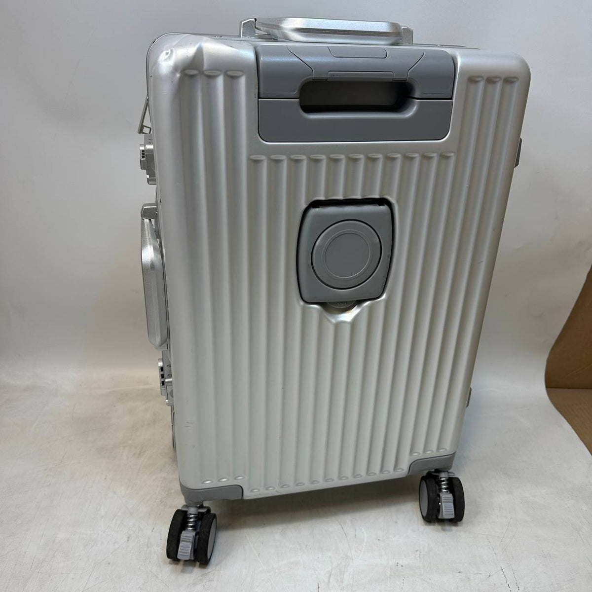20 Inch Carry On Suitcase TSA Lock Hard Shell Aluminium Frame Silver Cabin Luggage