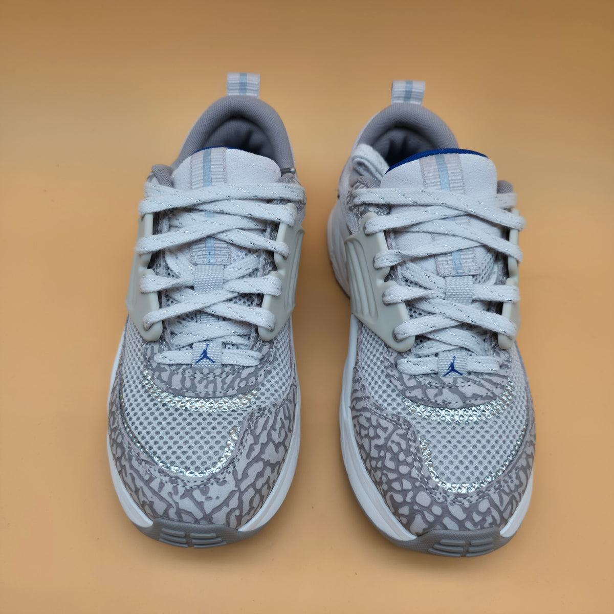Nike Jordan Trunner O/S Women’s Trainers Gamma Grey Old Royal IR1839-001