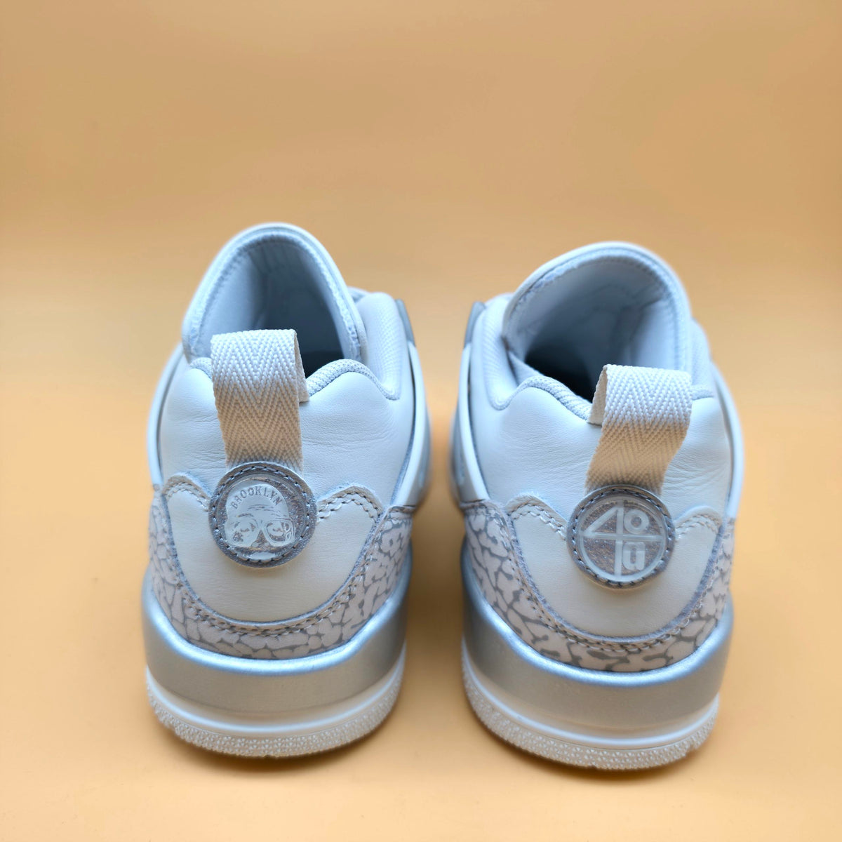 Jordan Spizike Low Women’s Trainers Swan Wolf Grey Metallic Silver IR1836-101