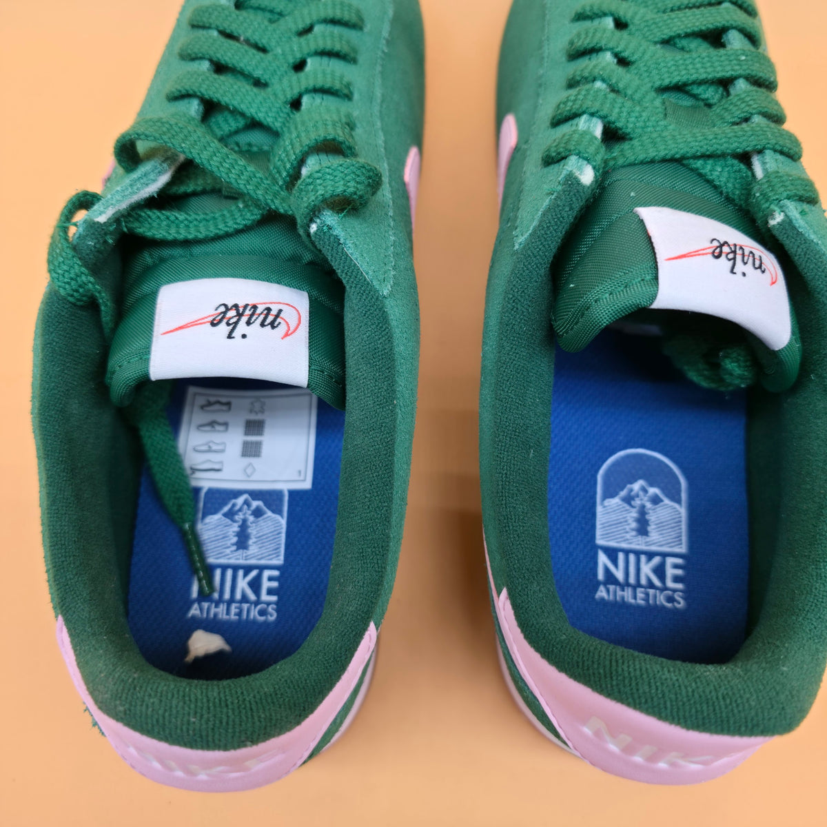 Nike Cortez Women’s Trainers Sport Green Pink Foam IB1857-301