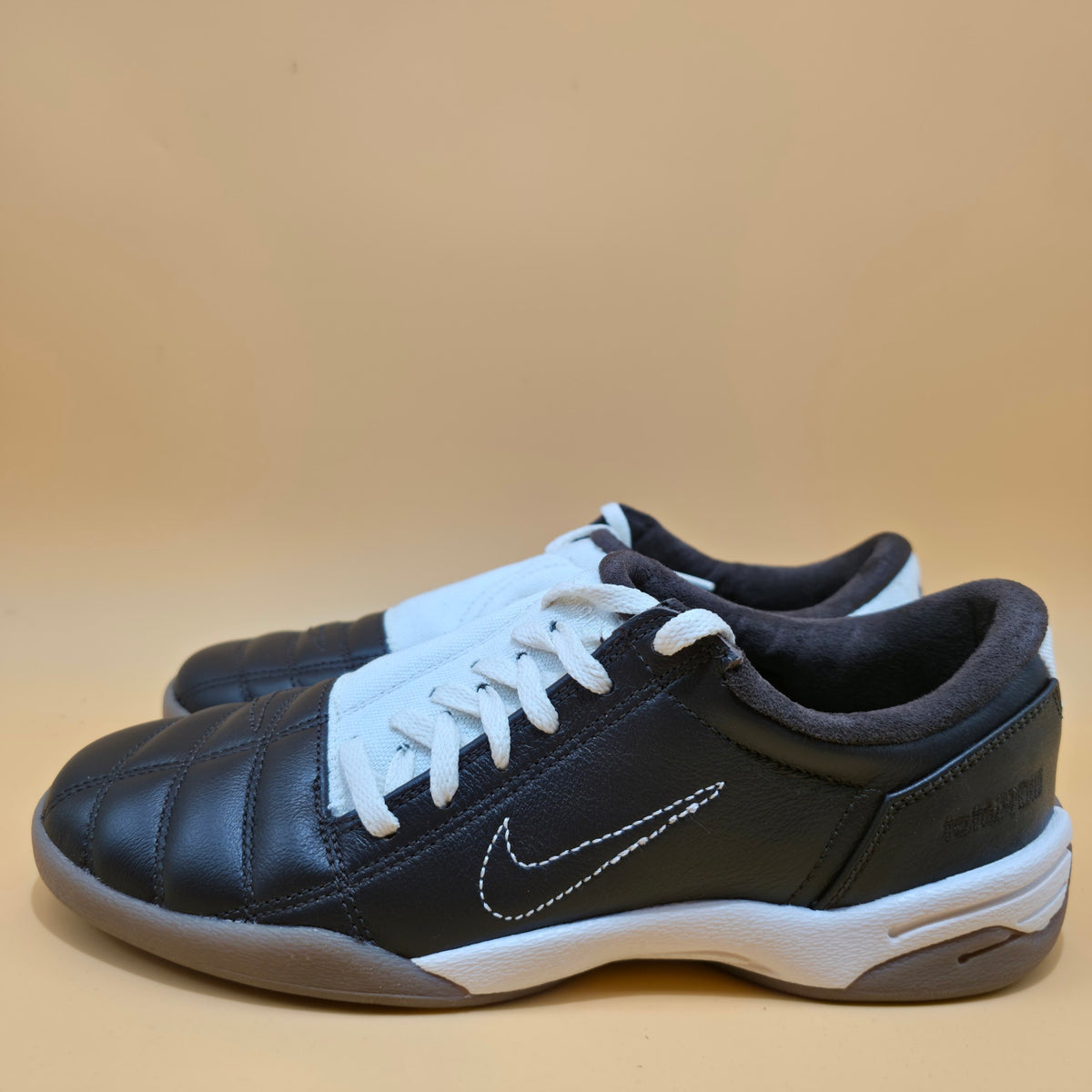Nike Total 90 Women’s Trainers Soft Pearl Velvet Brown IQ0271-047