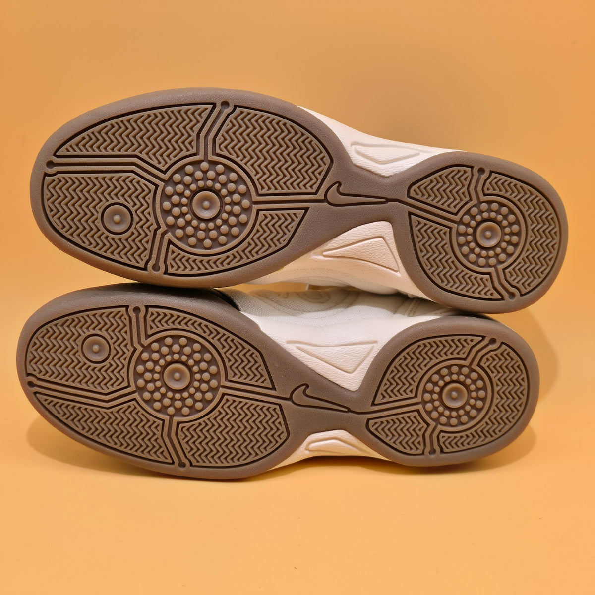 Nike Total 90 Women’s Trainers Soft Pearl Velvet Brown IQ0271-047