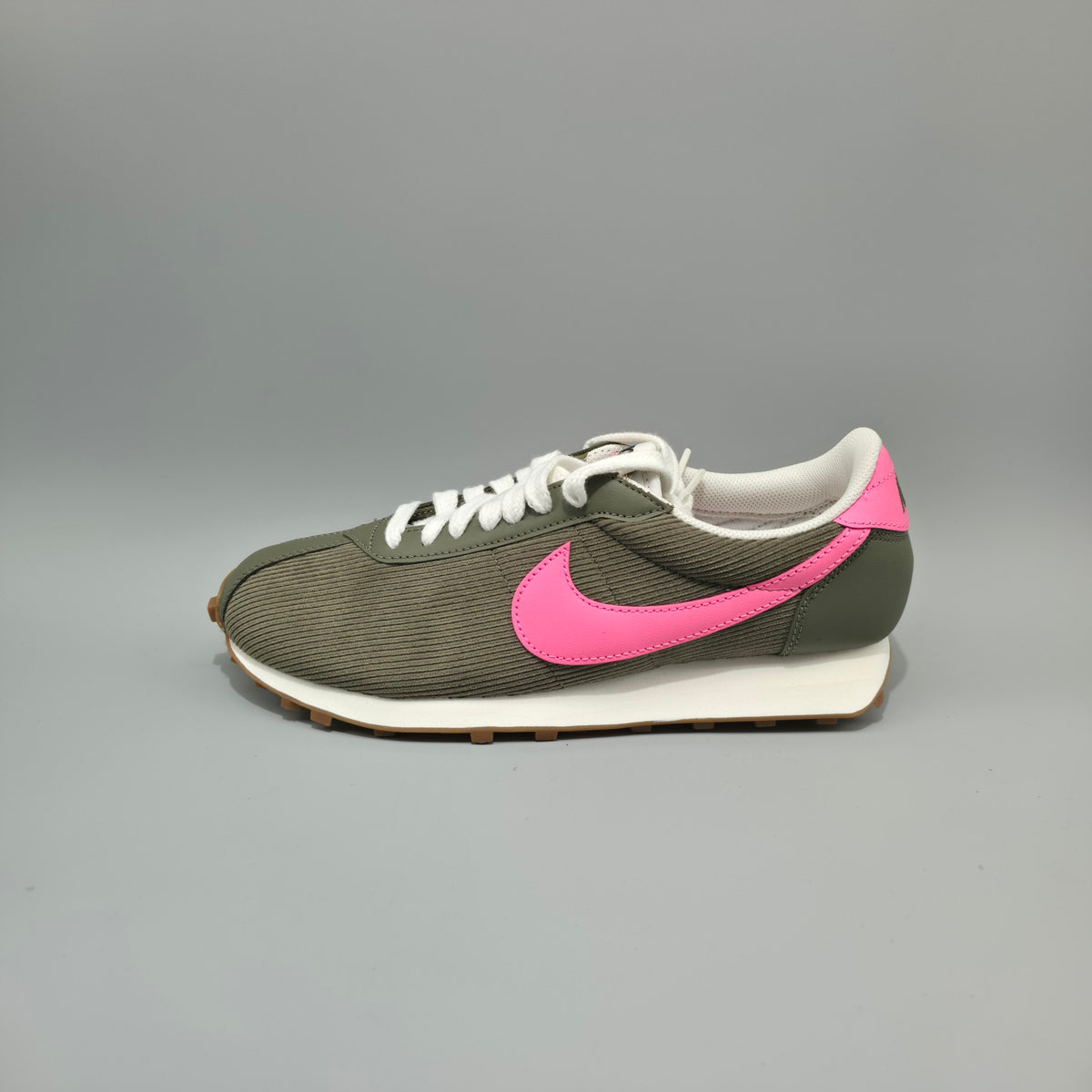Nike LD-1000 Women’s Trainers Medium Olive Pink Glow IM6035-200