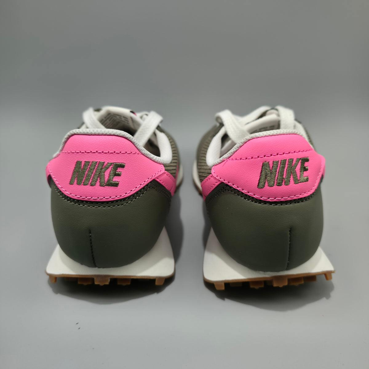 Nike LD-1000 Women’s Trainers Medium Olive Pink Glow IM6035-200