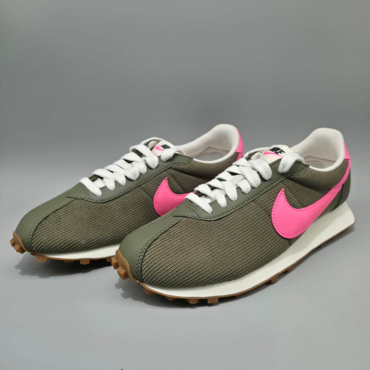 Nike LD-1000 Women’s Trainers Medium Olive Pink Glow IM6035-200