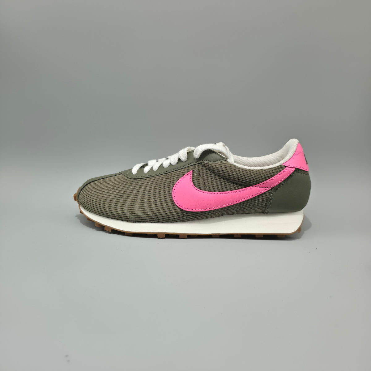Nike LD-1000 Women’s Trainers Medium Olive Pink Glow IM6035-200