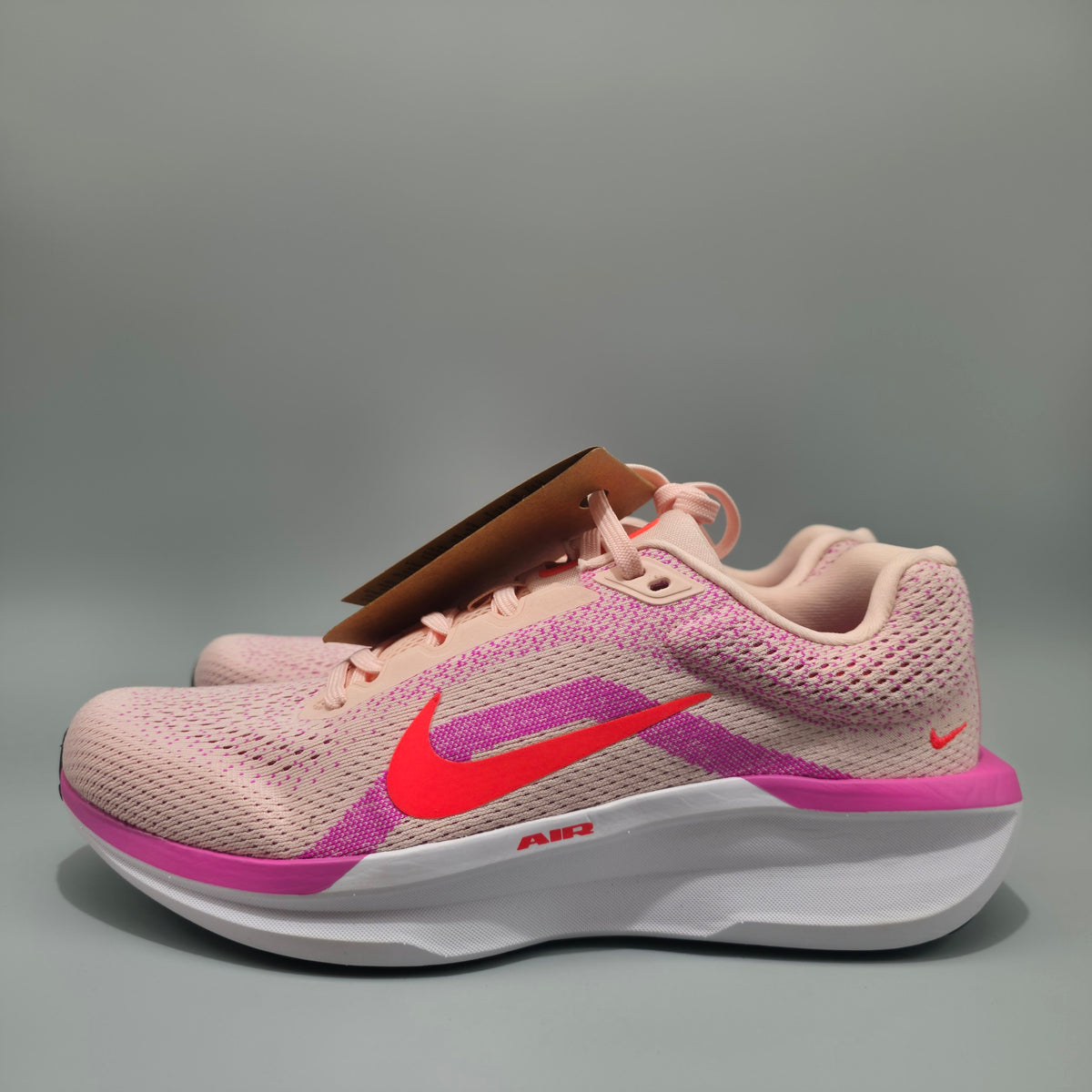 Nike Air Winflo 11 Women’s Running Trainers Coral Pink FJ9510-604
