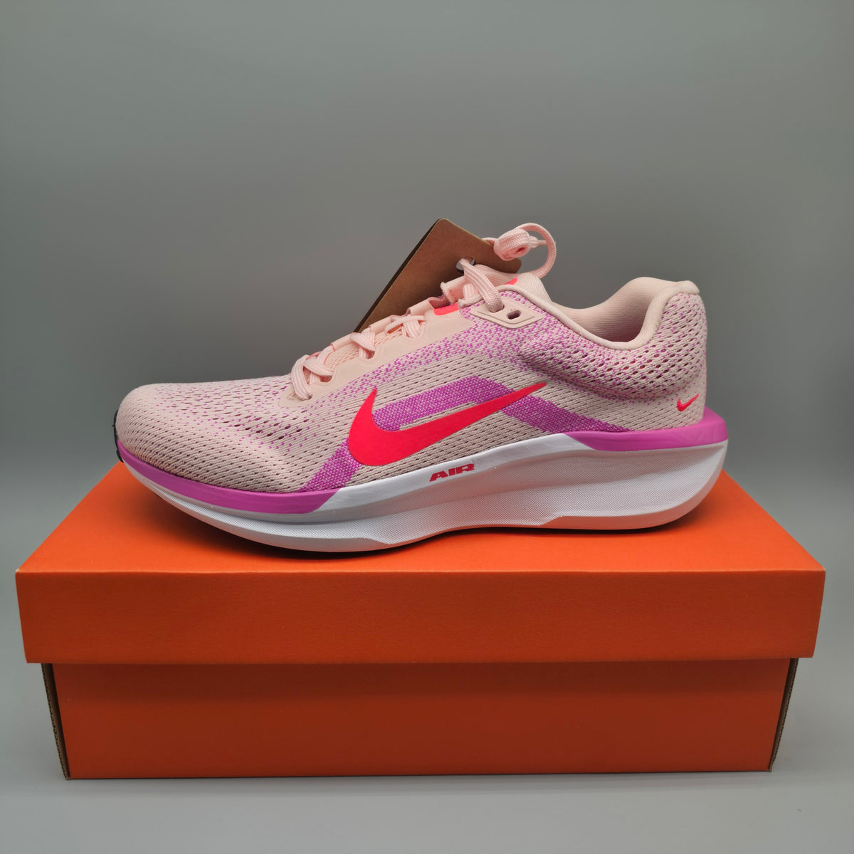 Nike Air Winflo 11 Women’s Running Trainers Coral Pink FJ9510-604