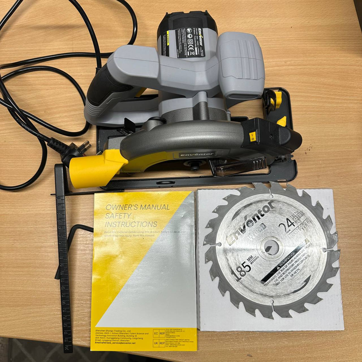 Circular Saw 1400W 185mm 6000RPM Laser Guide 24T Blade Electric Enventor Wood