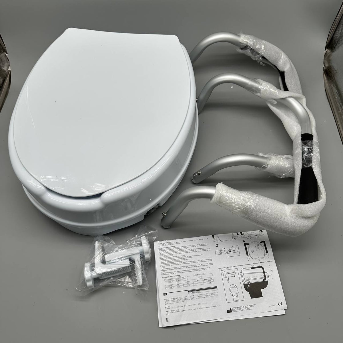 Raised Toilet Seat 10cm with Handles Lid White Bathroom Mobility Aid PEPE