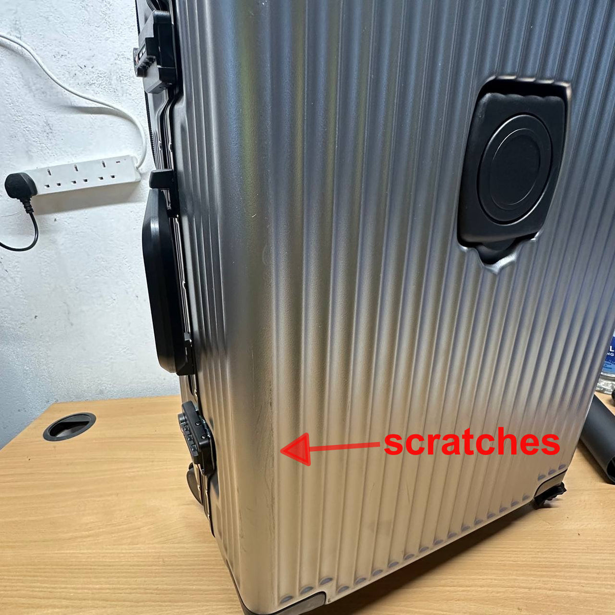 24 Inch Suitcase Hard Shell TSA Lock Aluminium Frame Dark Grey Spinner Luggage