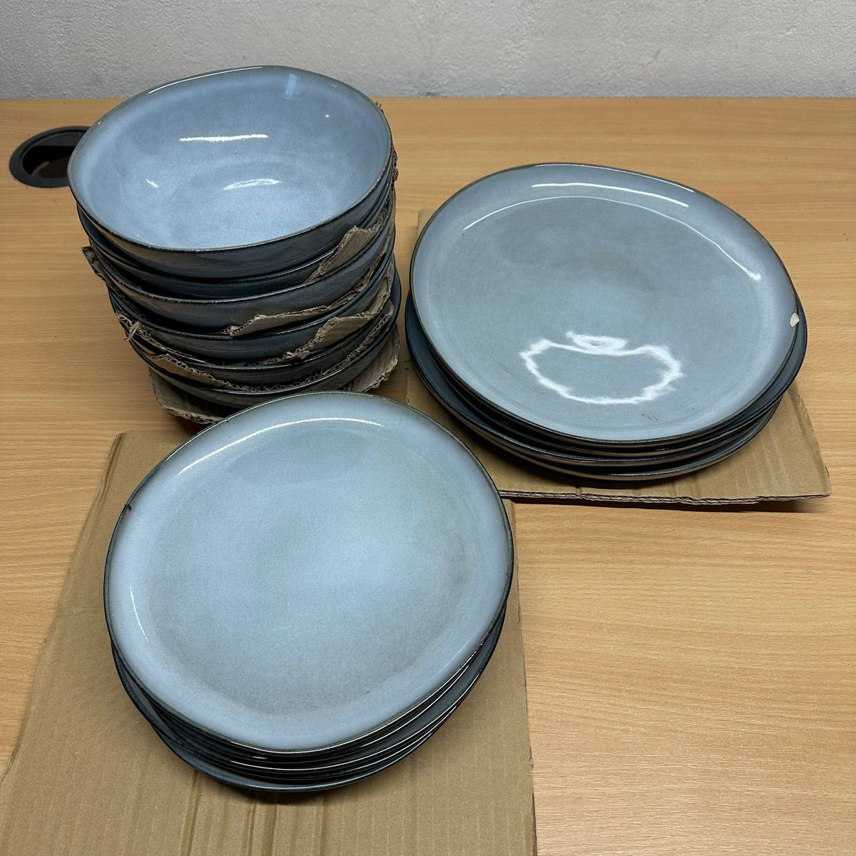 Stoneware Dinner Set 16 Piece Service for 6 Lakeside Mist Blue Joyfair Tableware