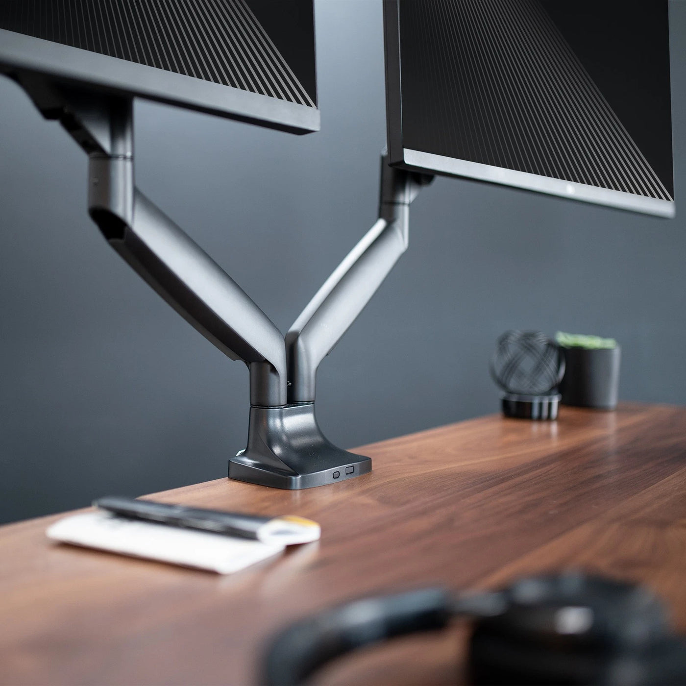 Dual Ultrawide Monitor Desk Mount 40 Inch Pneumatic Spring Arms Heavy Duty VIVO