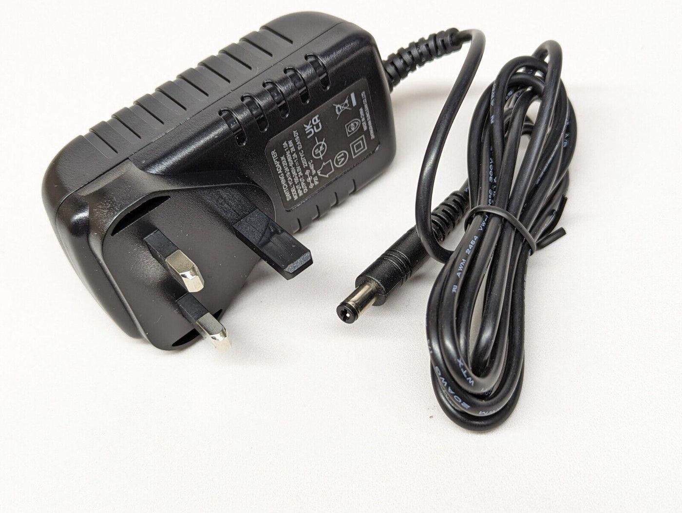 Replacement Switching Adapter Output 24v 1.2A 28.8w 100-240v Model YCA19-24120UK - Massive Discounts